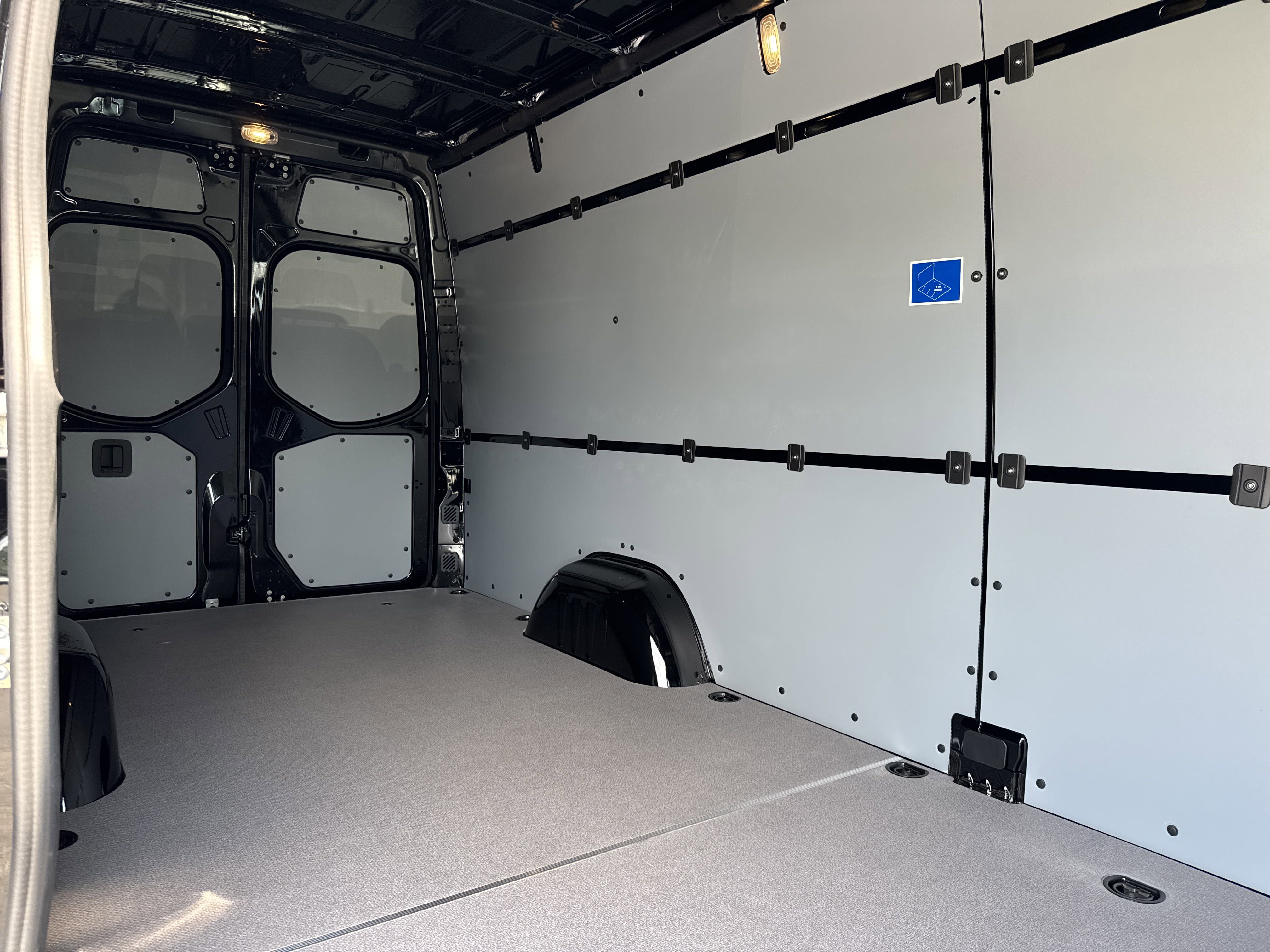New 2025 Mercedes-Benz Sprinter 2500 image 22