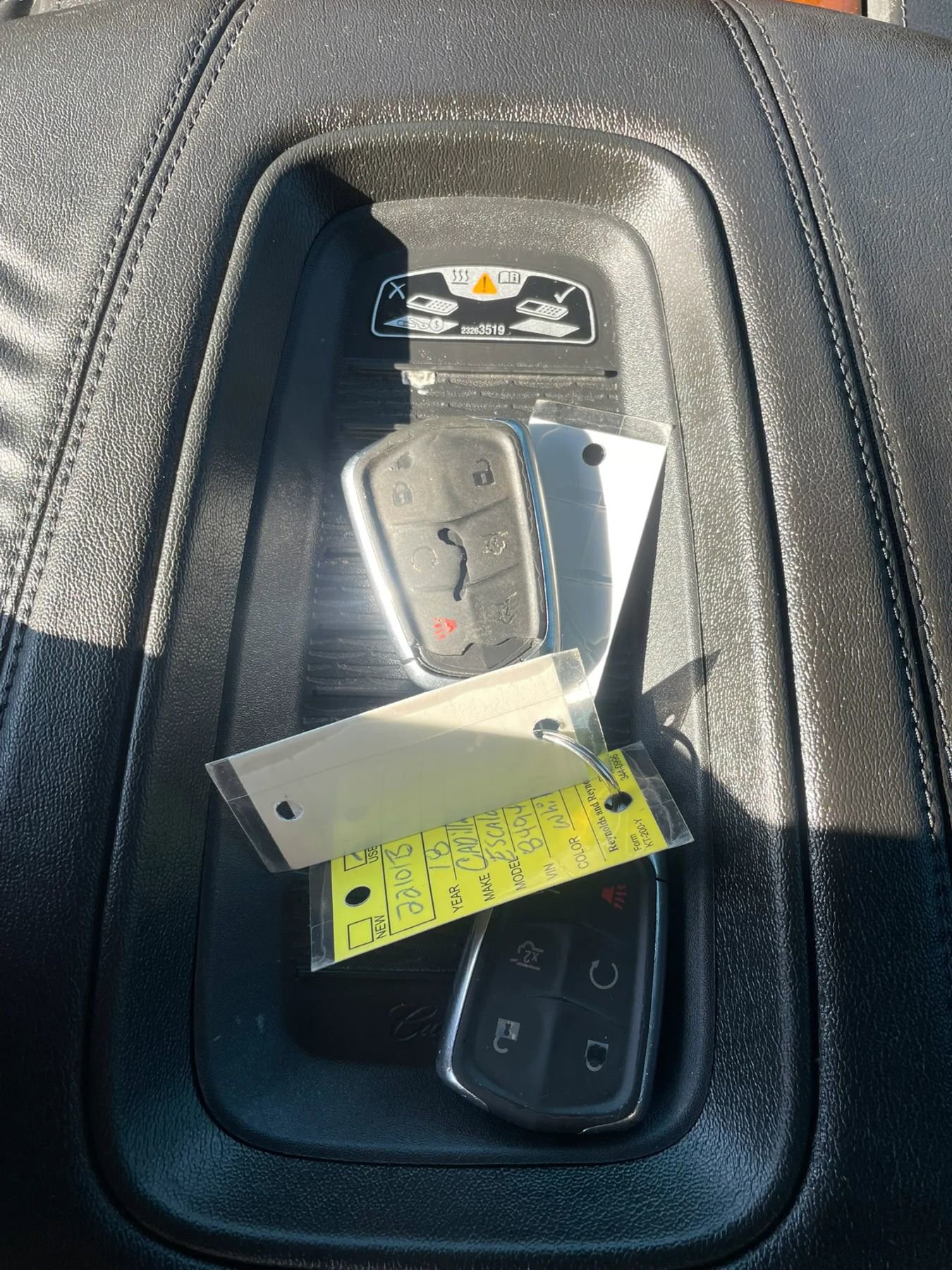 Used 2018 Cadillac Escalade ESV Premium Luxury AWD/4WD image 30