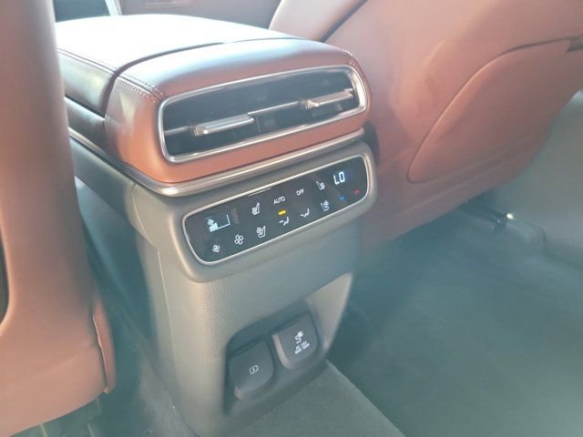 Used 2025 Genesis GV80 3.5T Prestige AWD/4WD image 15