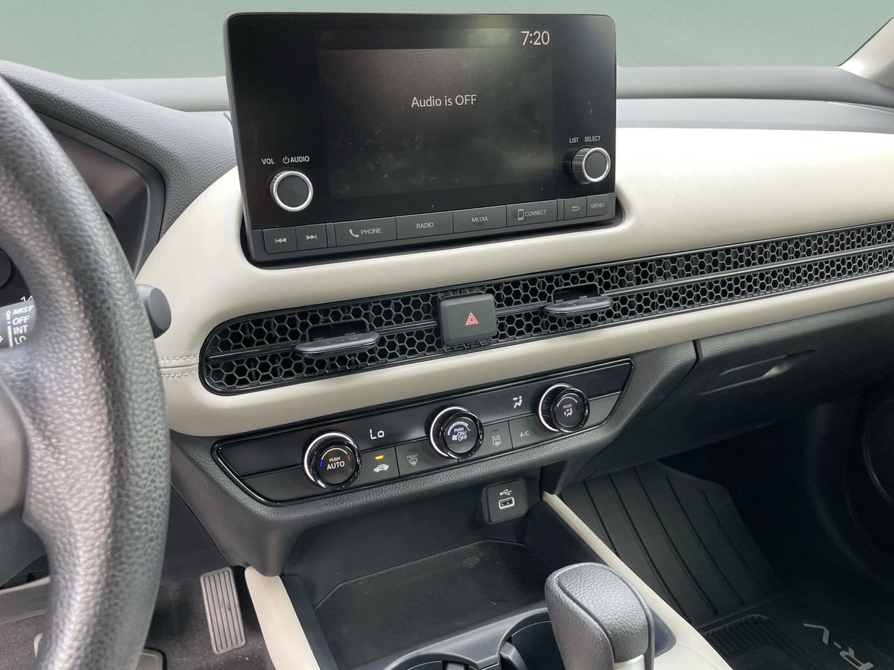 Certified 2023 Honda HR-V LX image 12