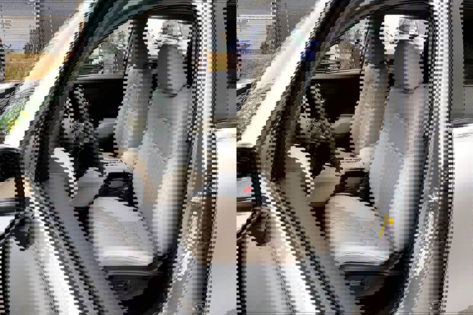 Used 2024 Honda HR-V EX-L image 8