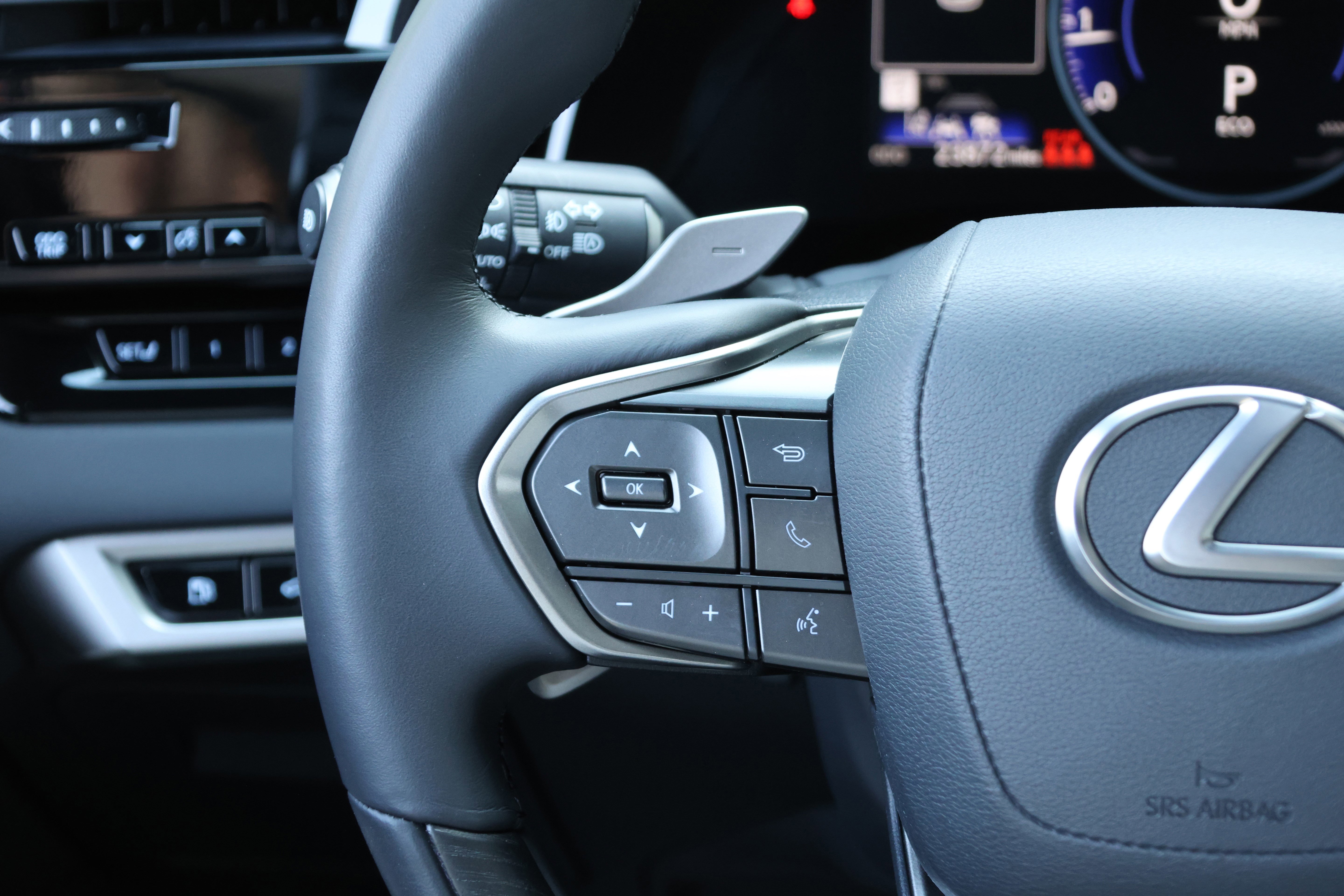 Used 2024 Lexus RX 350 Premium w/ Cold Area Package FWD image 18
