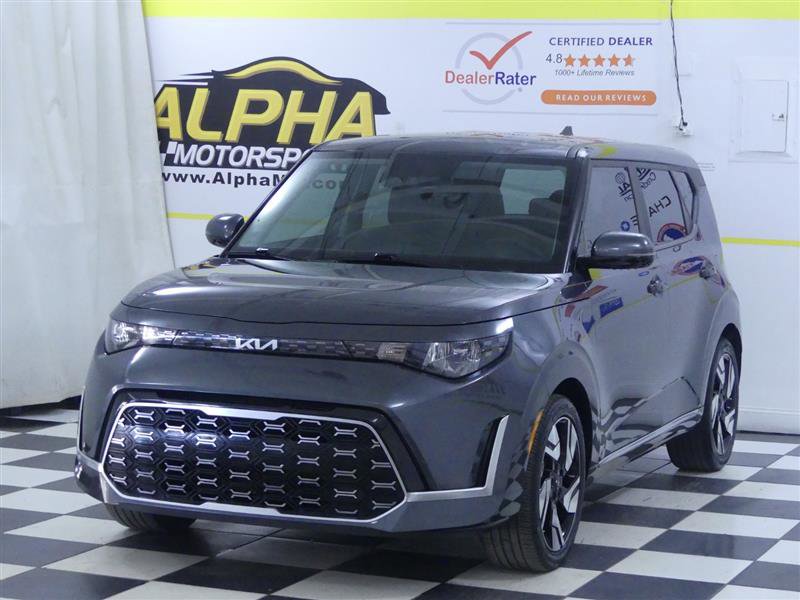 Used 2023 Kia Soul GT-Line FWD image 3