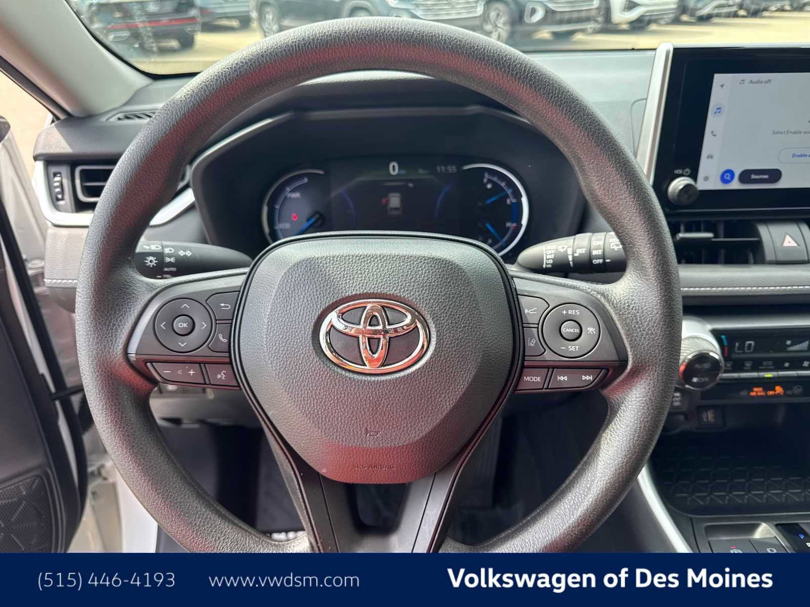 Used 2025 Toyota RAV4 XLE image 15