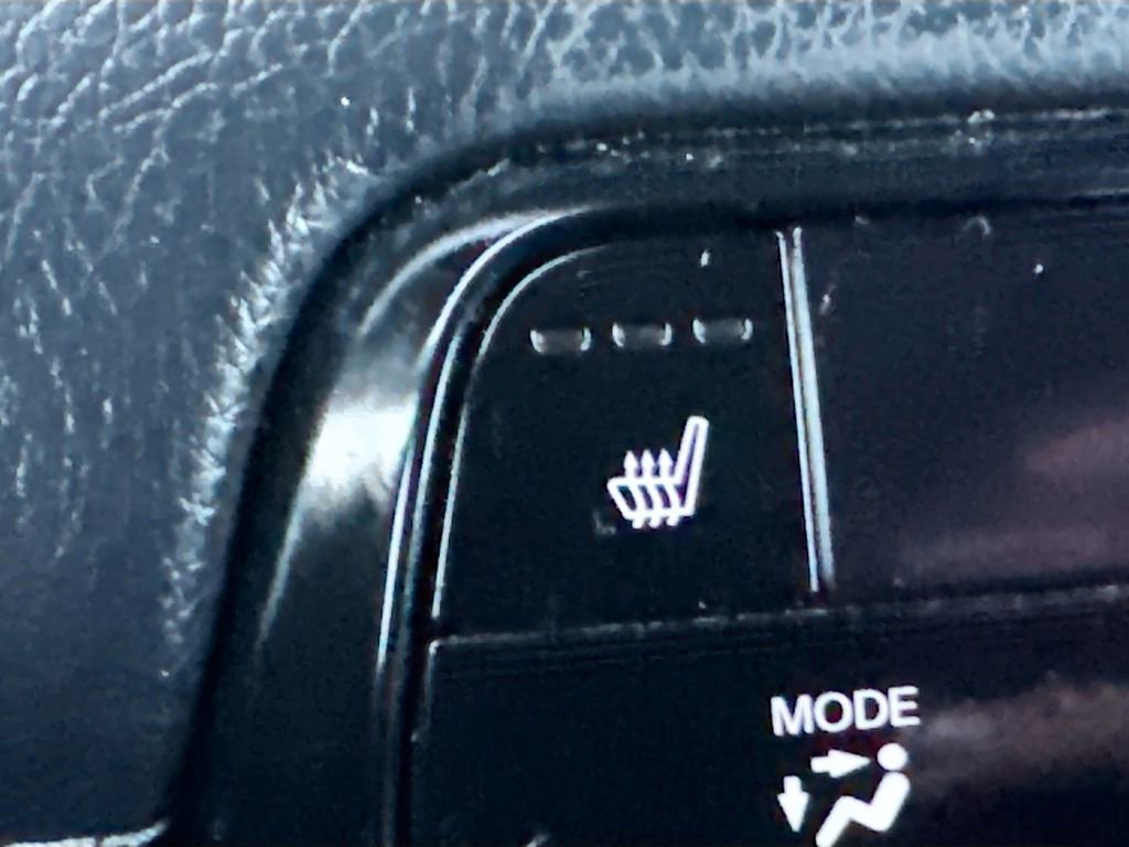 Used 2025 Honda Pilot Touring image 20