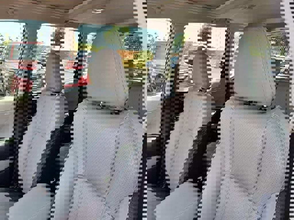 Used 2022 Subaru Forester Limited image 26