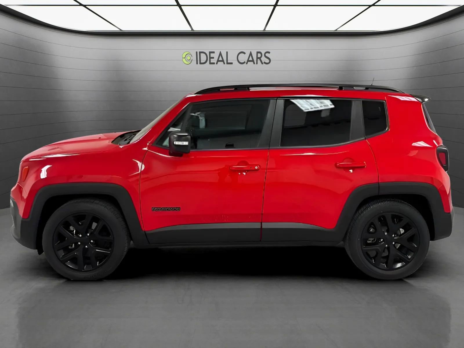Used 2018 Jeep Renegade Altitude FWD image 8