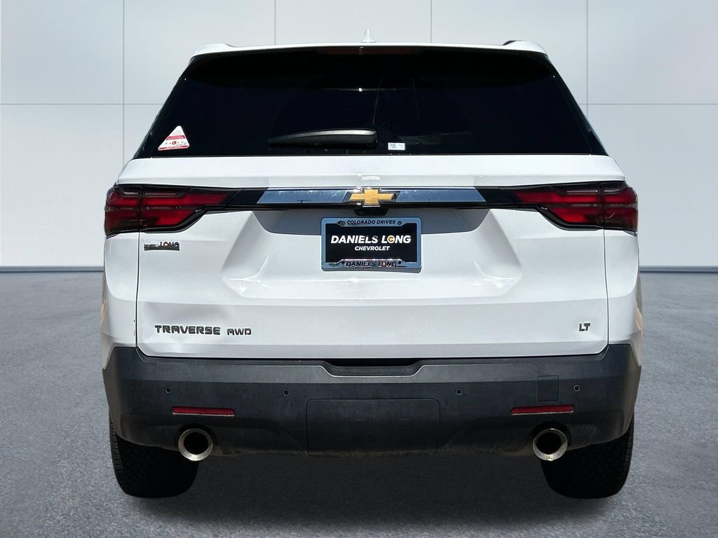 Used 2023 Chevrolet Traverse LT w/ LT Premium Package AWD/4WD image 4
