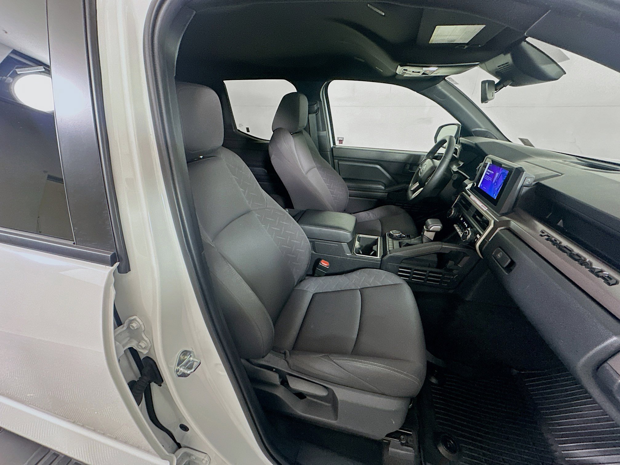 Used 2024 Toyota Tacoma SR5 image 30