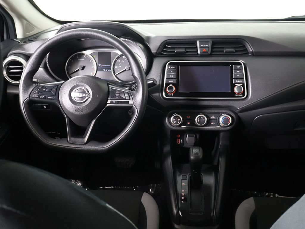 Used 2025 Nissan Versa S FWD image 27