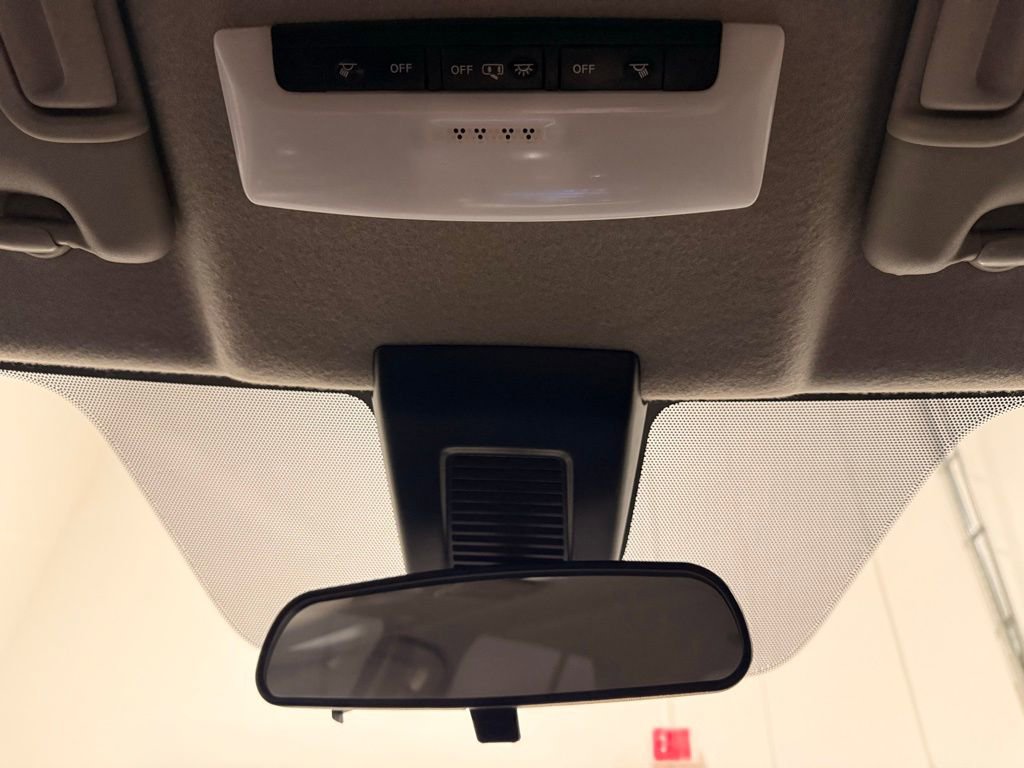 Used 2023 Nissan Kicks S image 17