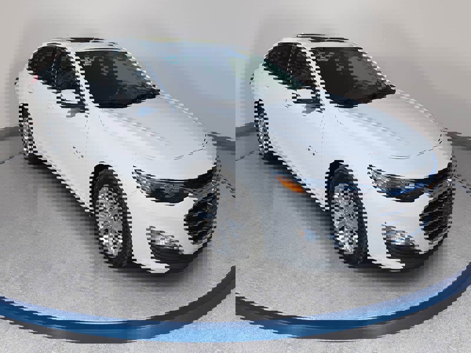 Used 2024 Chevrolet Malibu LT image 3