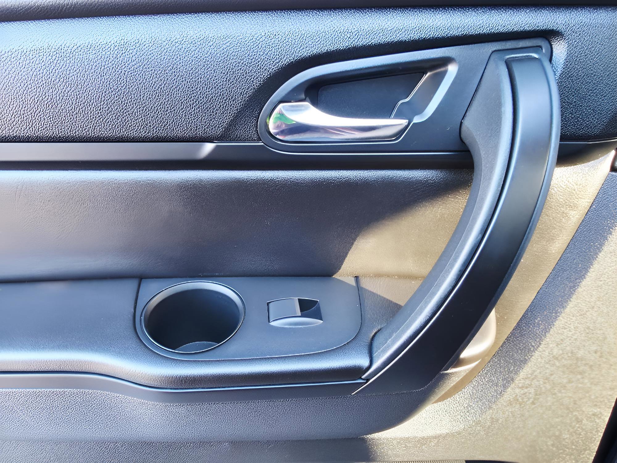 Used 2015 Chevrolet Traverse LT image 20