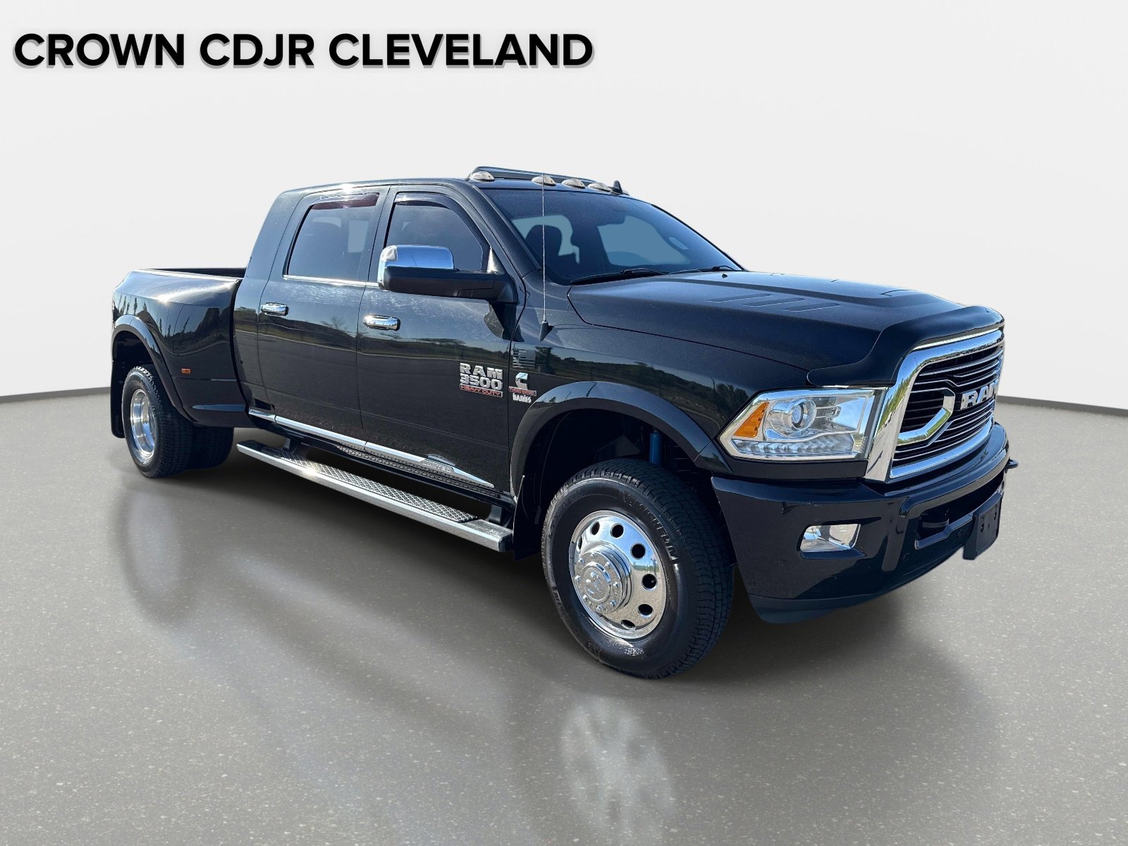 Used 2018 RAM 3500 Laramie Longhorn AWD/4WD image 2