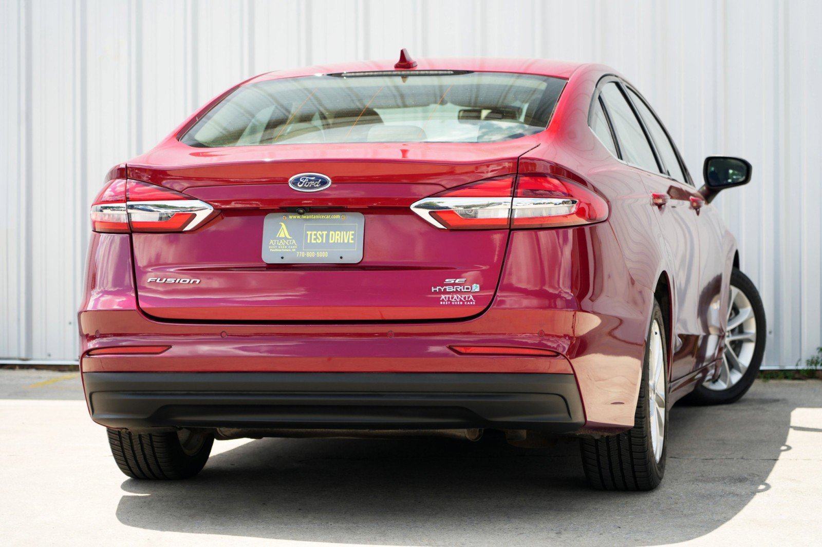 Used 2019 Ford Fusion SE image 3