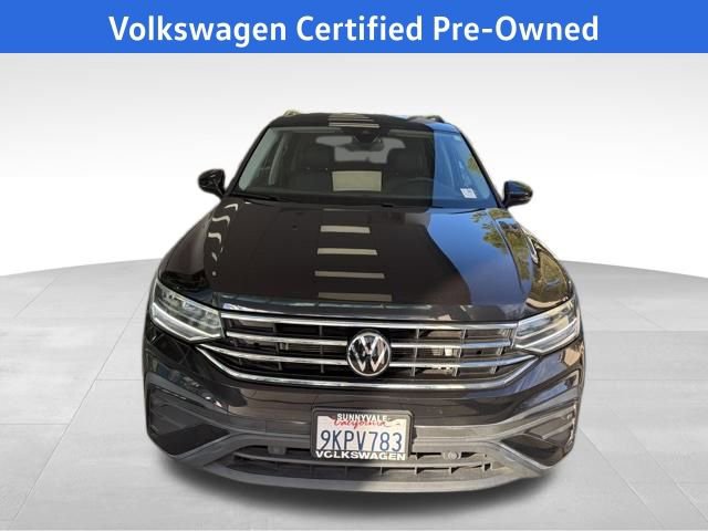 Certified 2024 Volkswagen Tiguan SE image 12