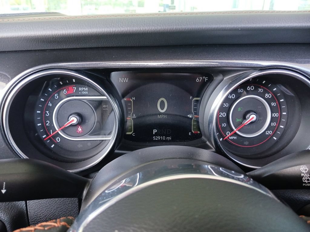 Used 2022 Jeep Wrangler Unlimited Rubicon AWD/4WD image 19