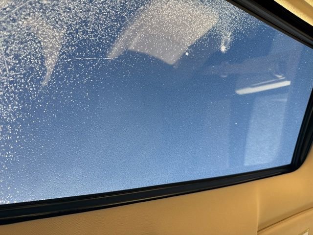 Used 2013 Toyota Avalon Limited image 31