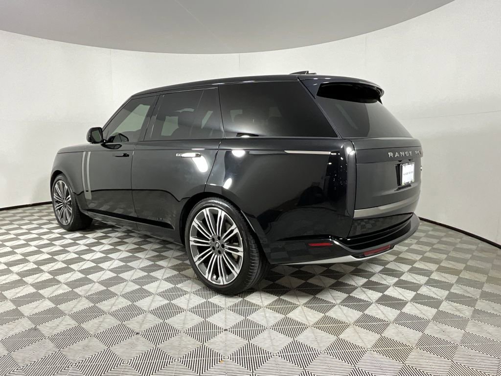 Certified 2023 Land Rover Range Rover SE AWD/4WD image 3