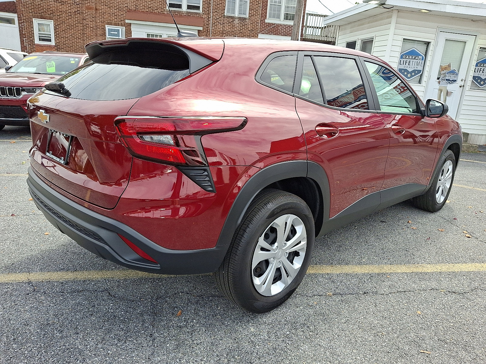 Used 2024 Chevrolet Trax LS image 5