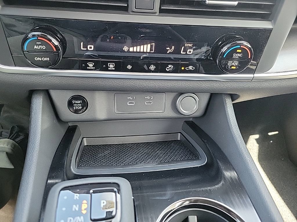 New 2026 Nissan Rogue SV image 12