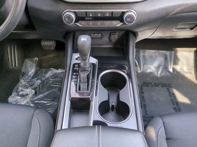 Used 2023 Nissan Altima 2.5 SV image 18