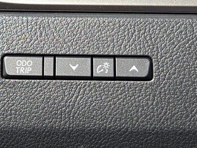 Used 2024 Lexus GX 550 w/ Cold Area Package AWD/4WD image 16