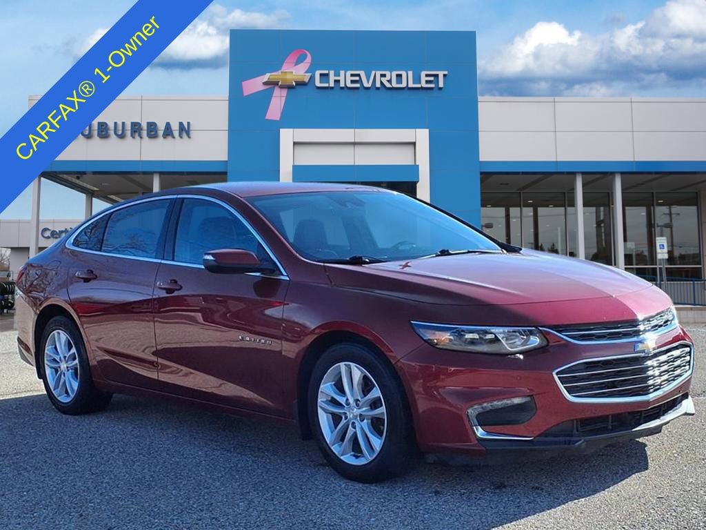 Used 2018 Chevrolet Malibu Hybrid w/ Leather Package image 3