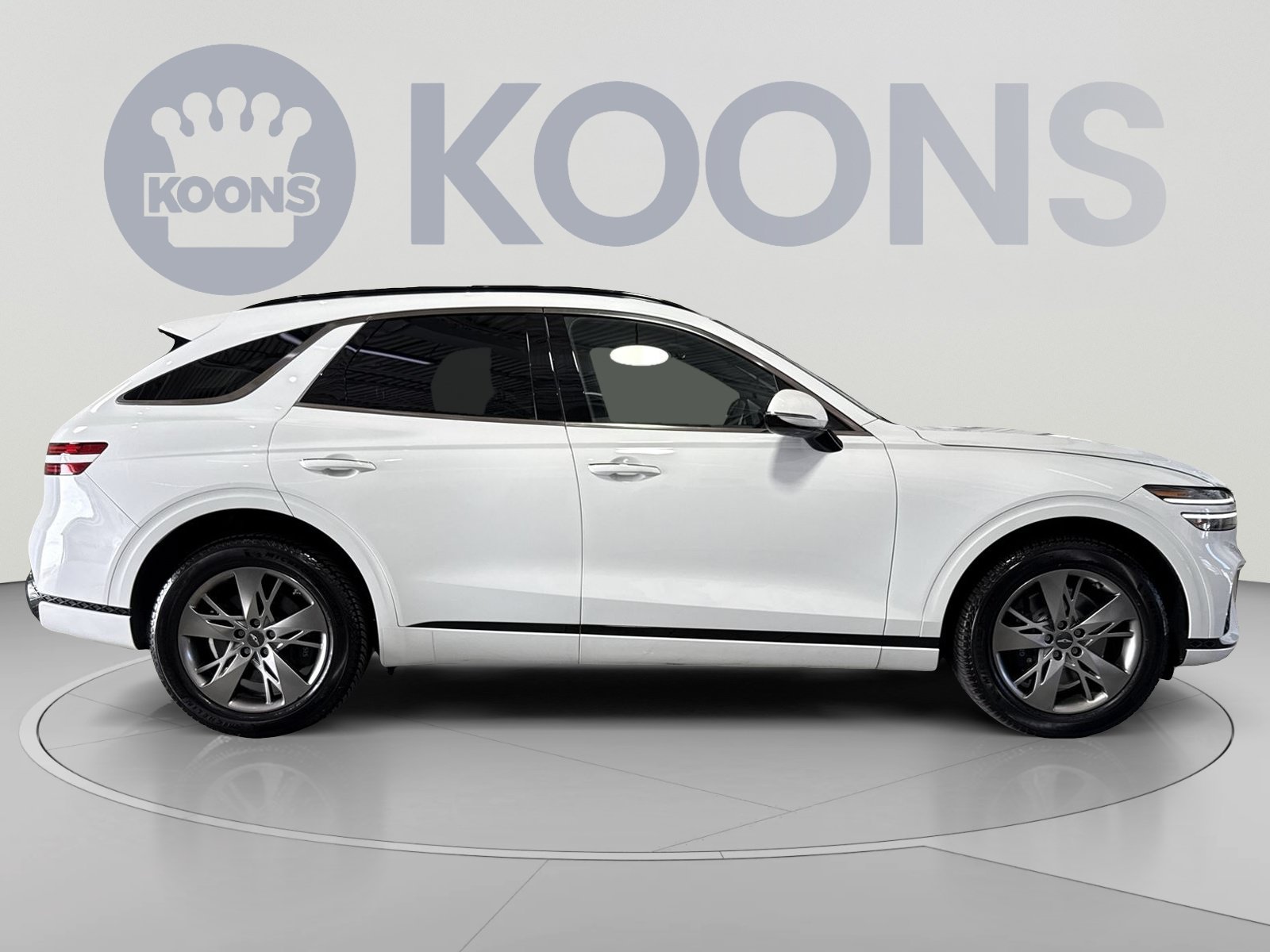 Used 2024 Genesis GV70 3.5T Sport AWD/4WD image 12