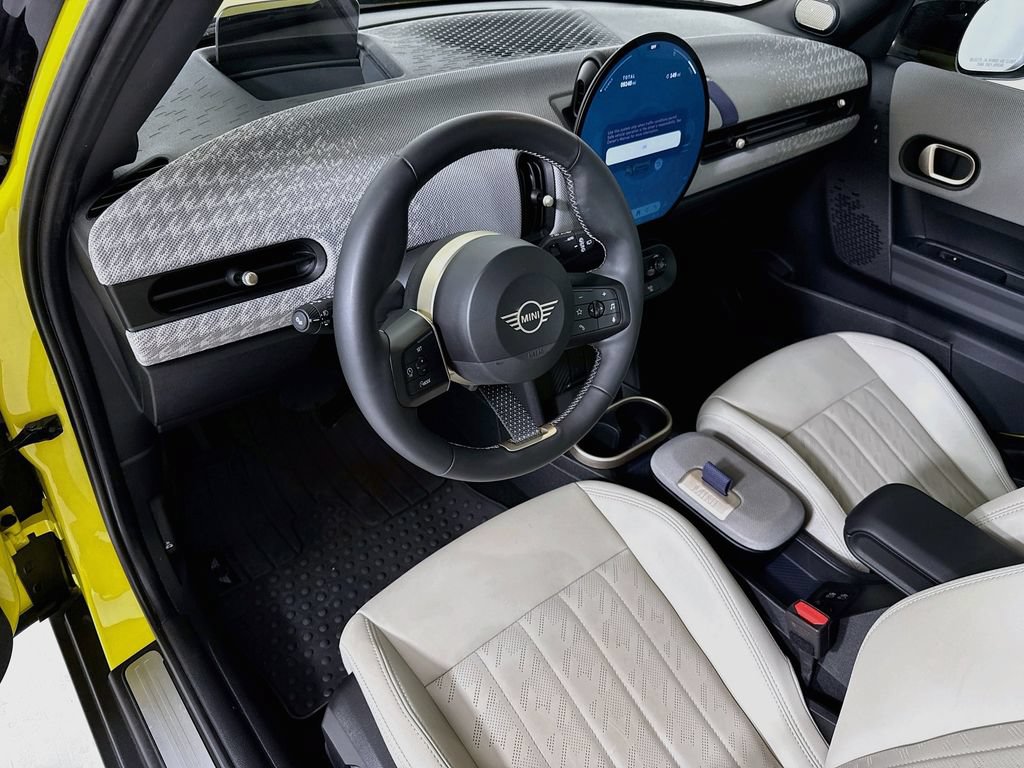 Used 2025 MINI Cooper S FWD image 9