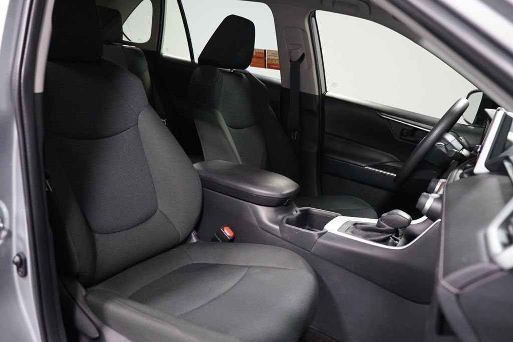Certified 2025 Toyota RAV4 LE image 26