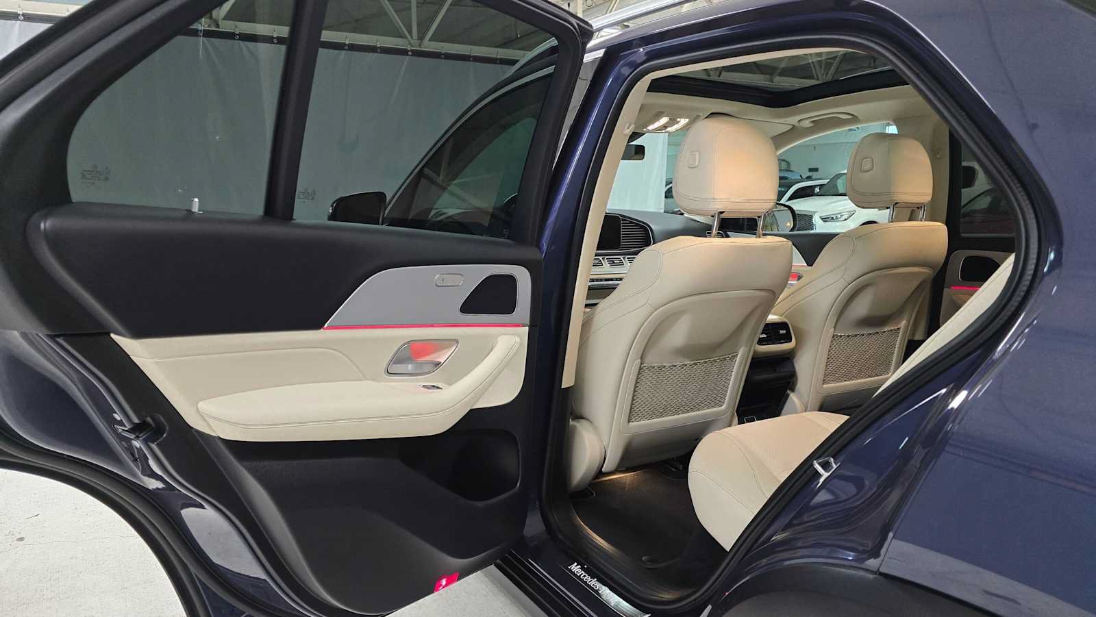 Certified 2024 Mercedes-Benz GLE 450 4MATIC image 15