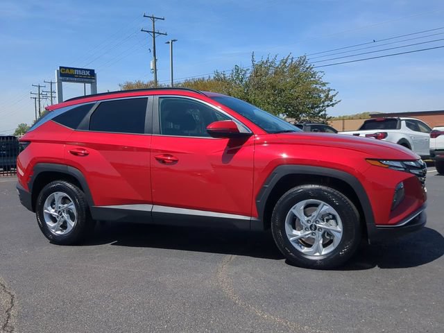 Used 2023 Hyundai Tucson SEL AWD/4WD image 2