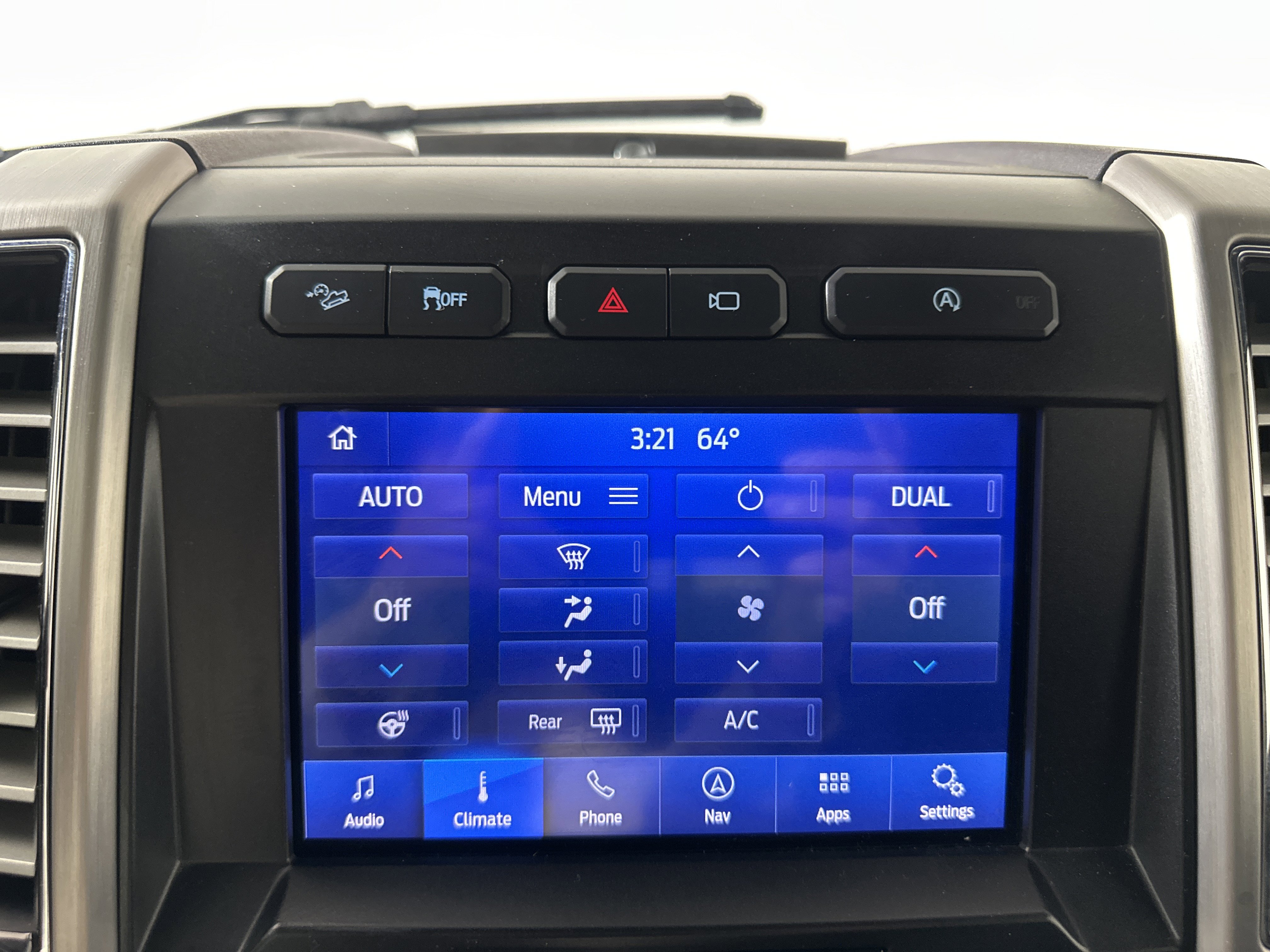 Used 2020 Ford F150 Platinum w/ Equipment Group 701A Luxury image 16