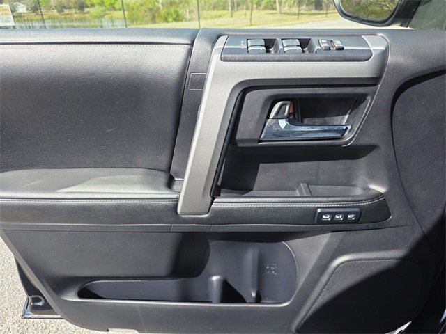 Used 2014 Toyota 4Runner Limited image 25