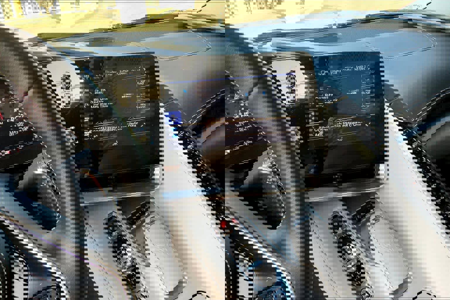 Used 2023 Chevrolet Corvette Stingray Premium Conv w/ Z51 Performance Package image 7