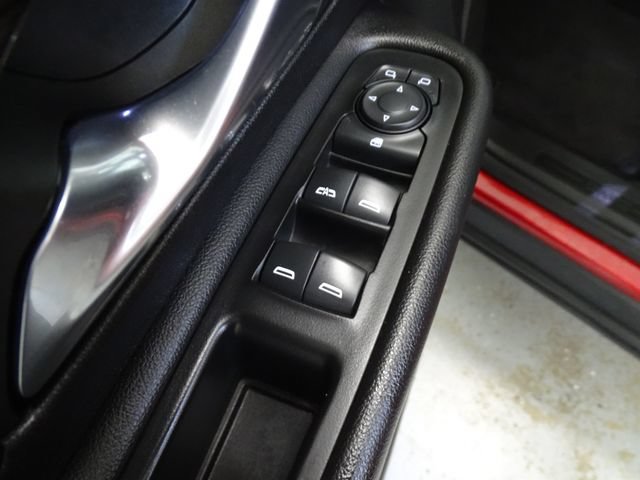 Certified 2022 GMC Terrain SLE w/ Driver Convenience Package AWD/4WD image 10