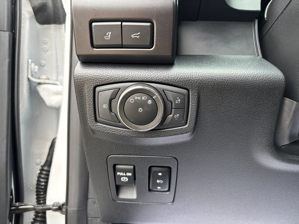 Used 2021 Ford Expedition Limited AWD/4WD image 24