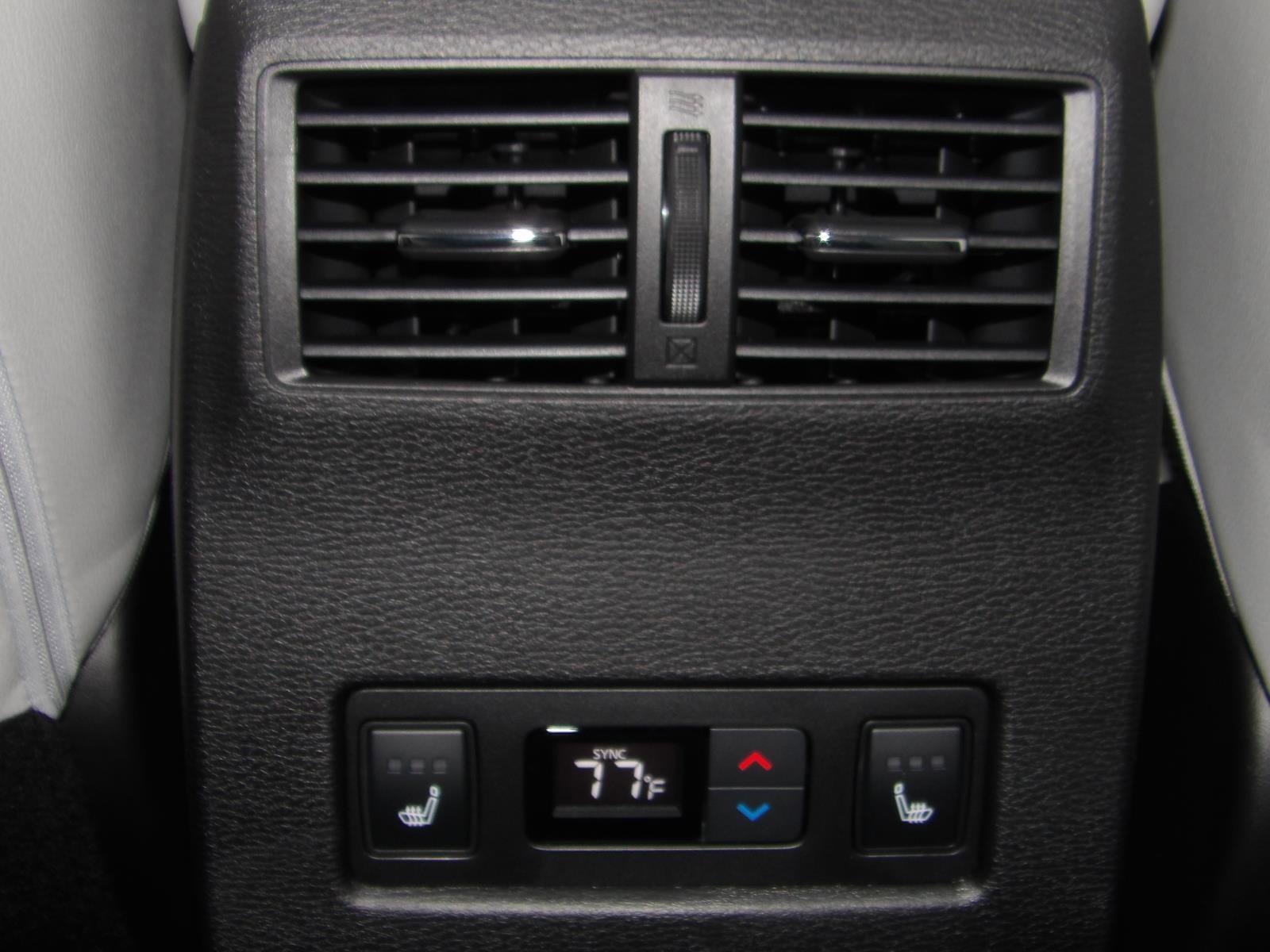 New 2026 Mitsubishi Outlander SEL AWD/4WD image 23