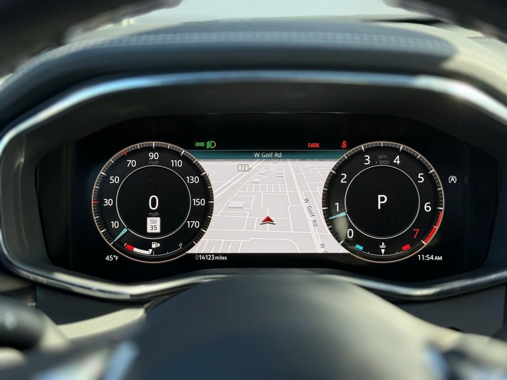 Certified 2024 Jaguar XF R-Dynamic SE image 20