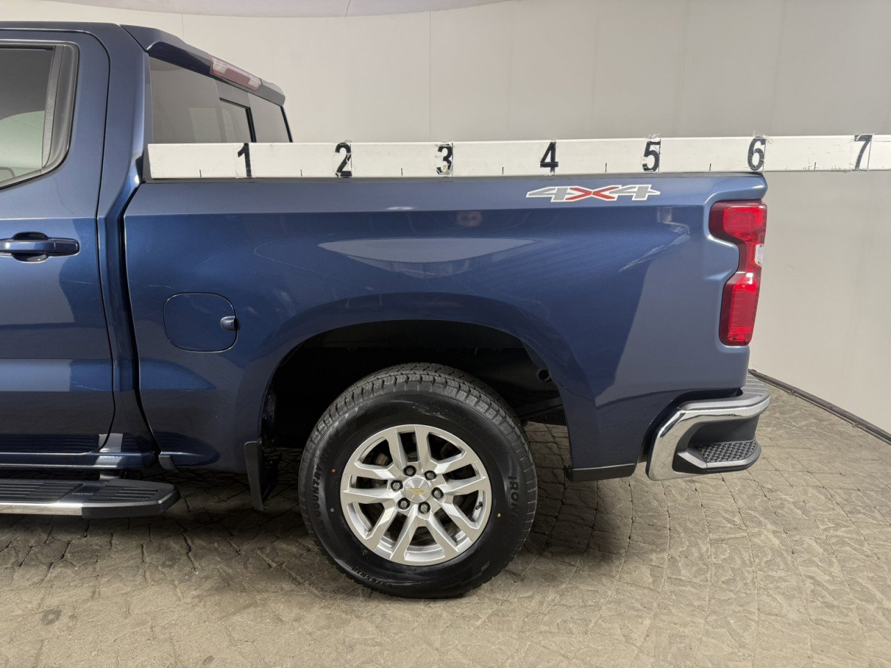 Used 2020 Chevrolet Silverado 1500 LT w/ All-Star Edition image 5
