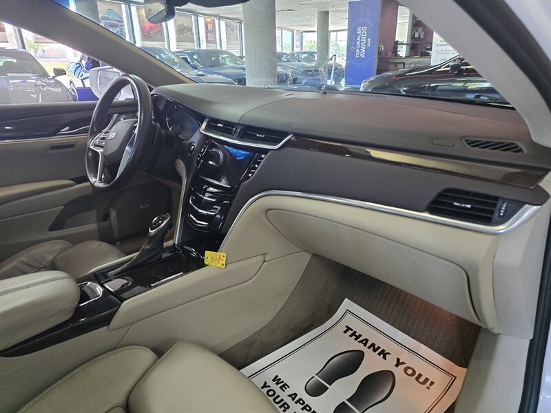 Used 2016 Cadillac XTS Premium FWD image 14