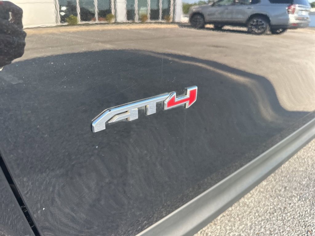 Used 2022 GMC Terrain AT4 w/ Infotainment Package II AWD/4WD image 7