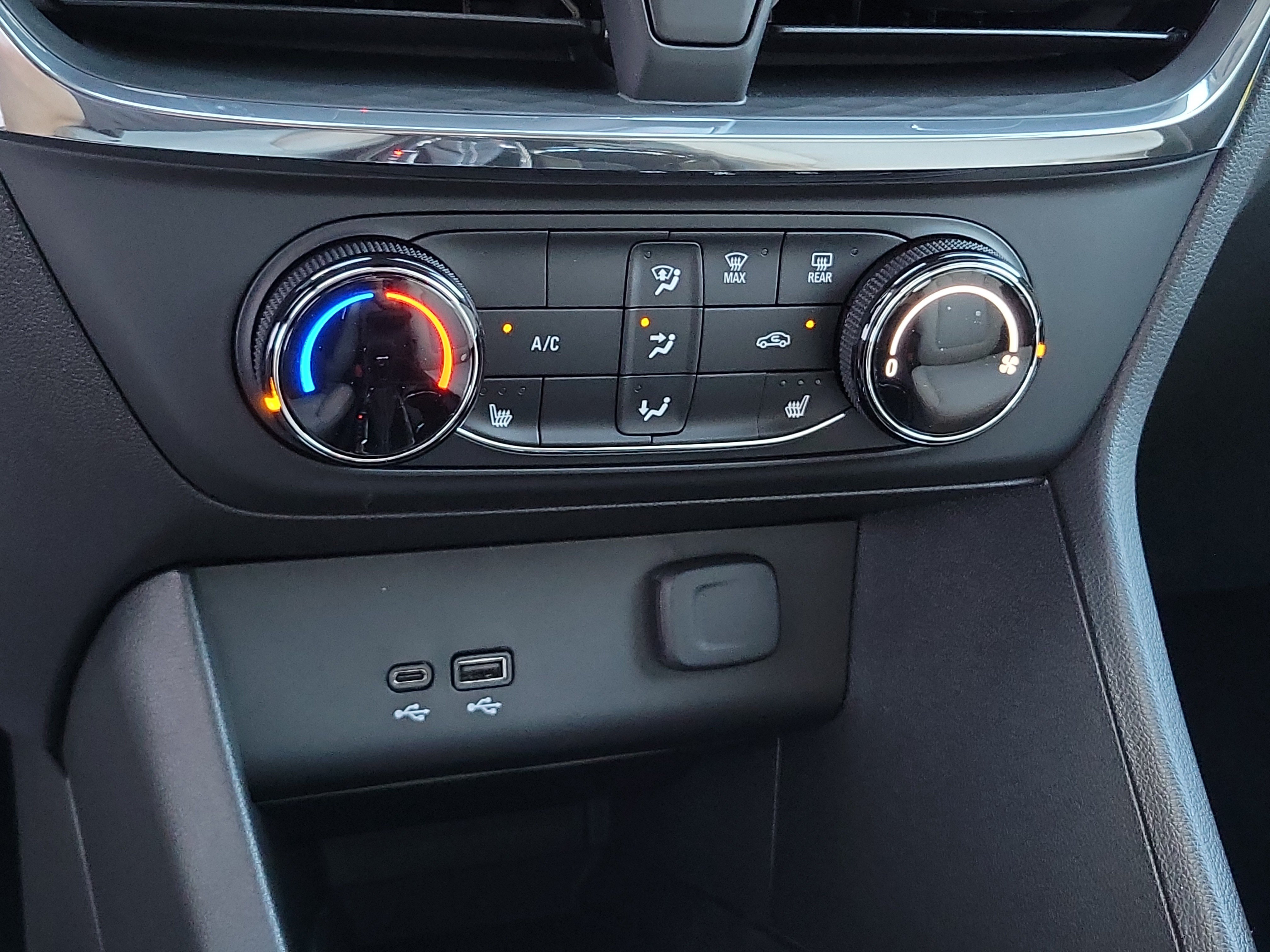 New 2026 Buick Encore GX Preferred w/ Comfort Package FWD image 29