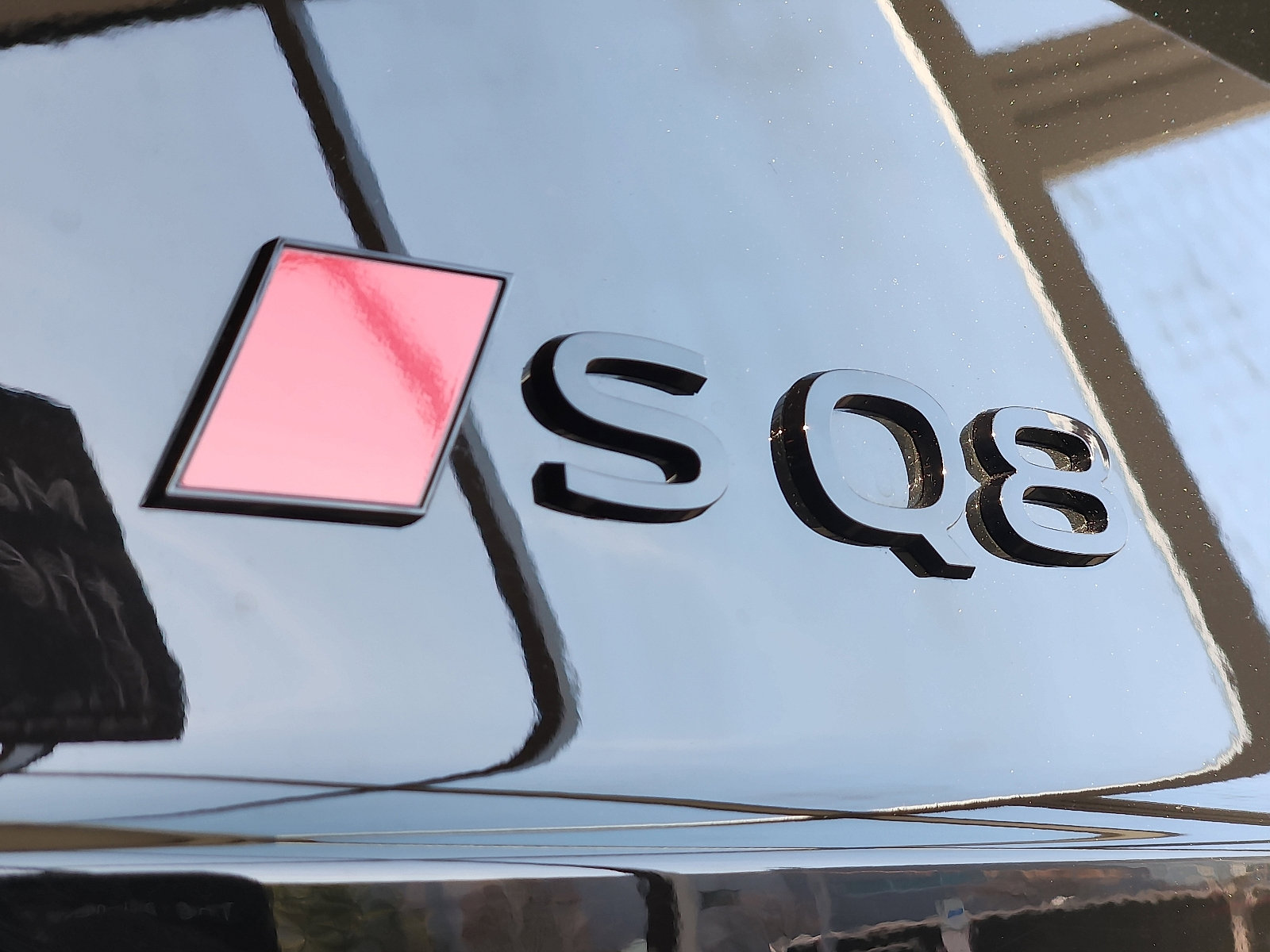 New 2026 Audi SQ8 Prestige image 18