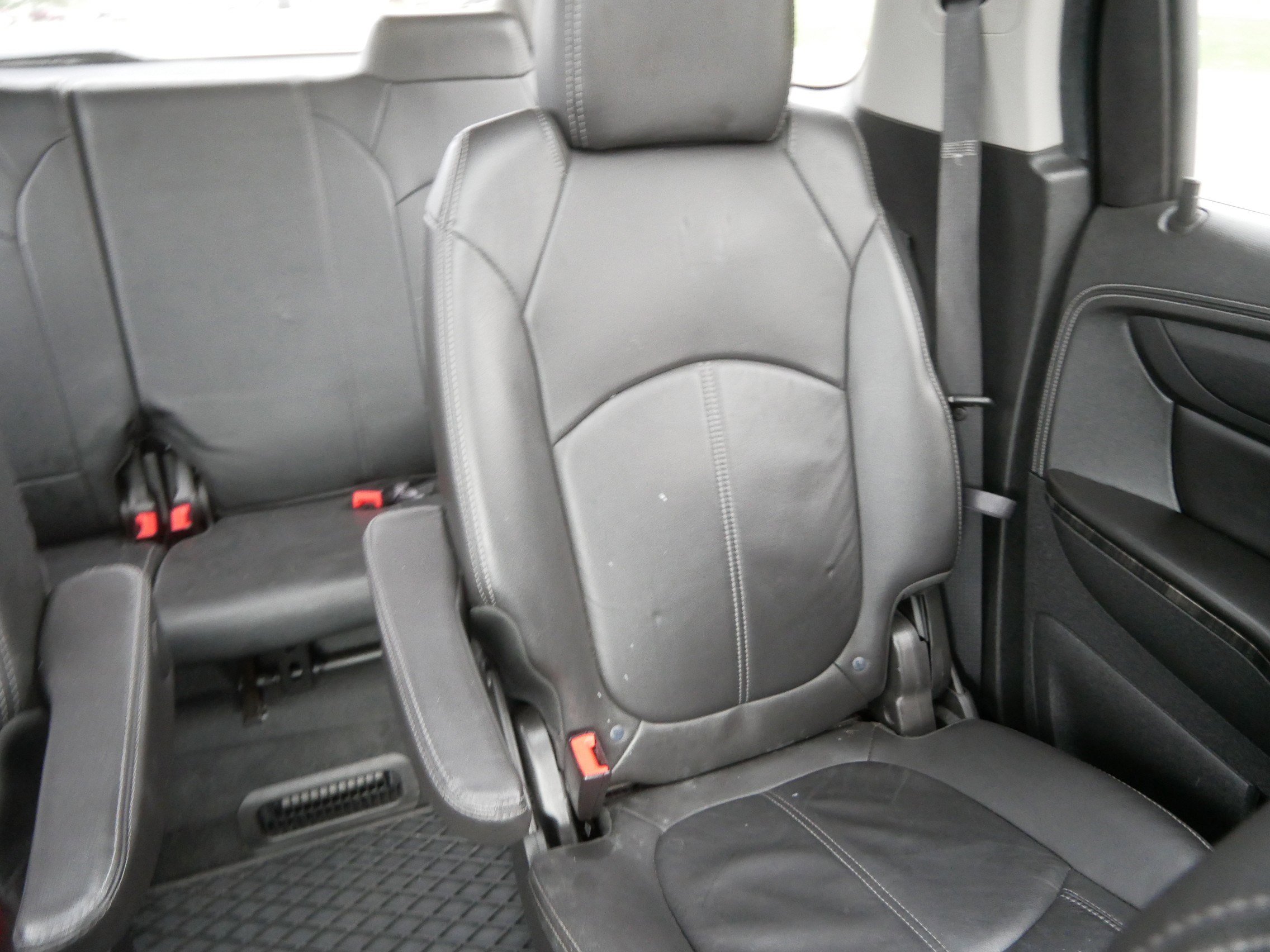 Used 2016 GMC Acadia SLT w/ Open Road Package AWD/4WD image 14