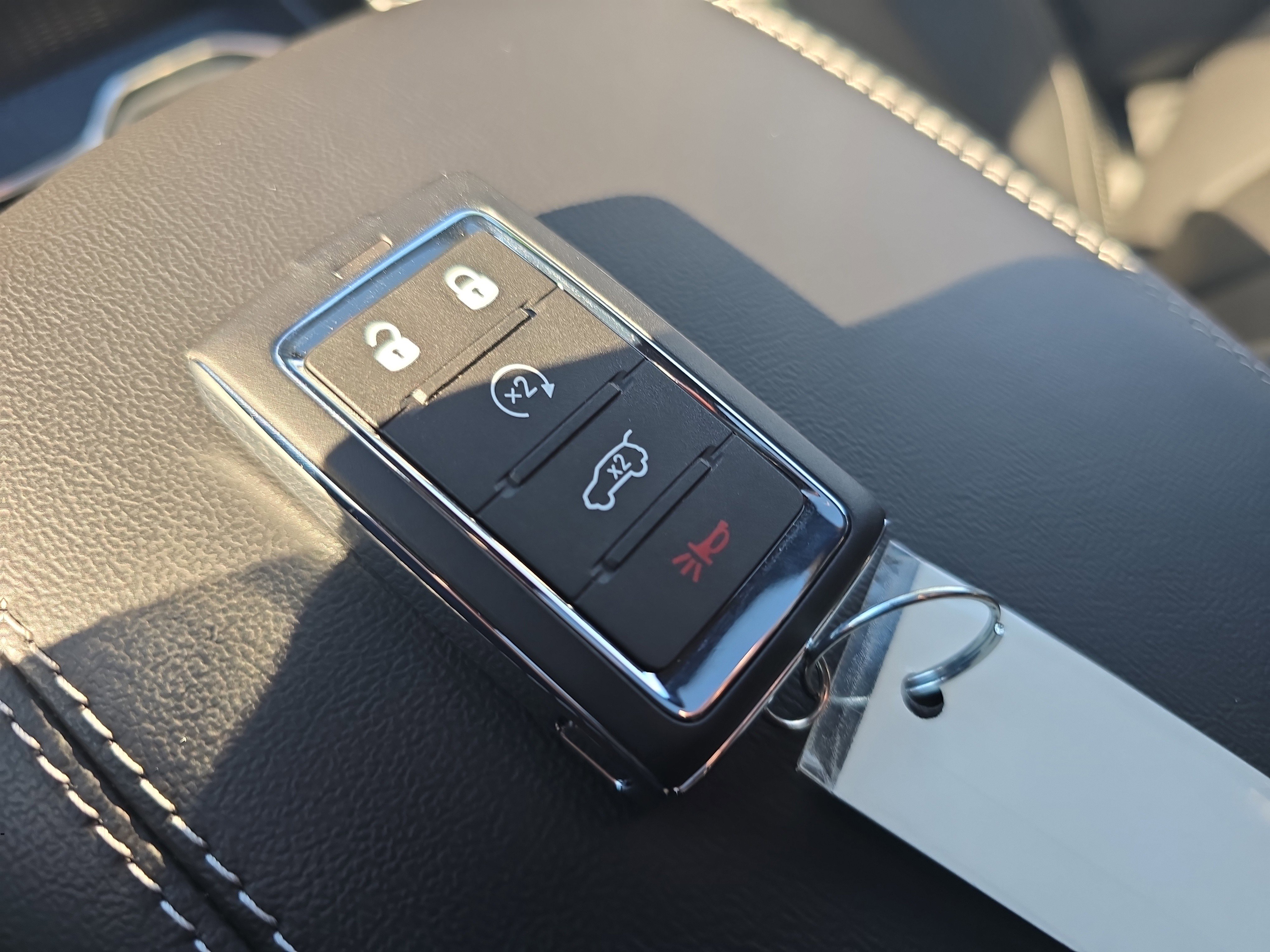 New 2025 Jeep Grand Cherokee Limited image 32