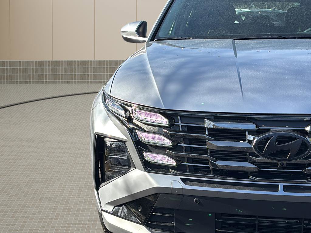 Certified 2025 Hyundai Tucson Limited image 10