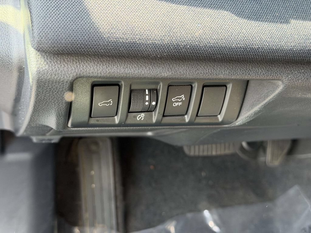 Used 2021 Subaru Outback Premium AWD/4WD image 19
