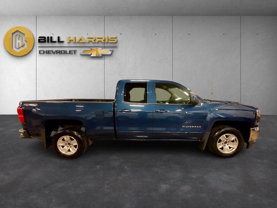 Used 2017 Chevrolet Silverado 1500 LT w/ All Star Edition image 9